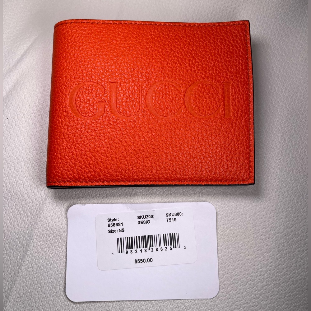 New Gucci Men’s Small Wallet in orange leather - Picture 3 of 12